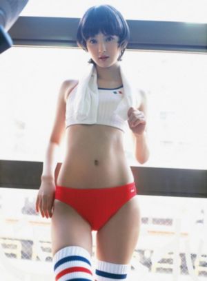 美女露出让男生揉的视频_4K在线视频播放