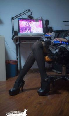 欧美艺术人体_DVD在线视频观看
