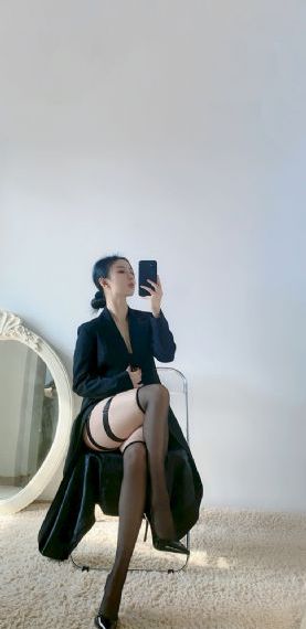 扒开小嫩缝流出白浆_1080P在线观看视频