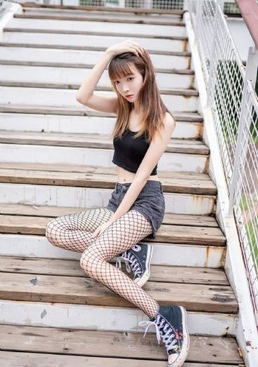 国产与欧美毛片_720电影完整版在线观看
