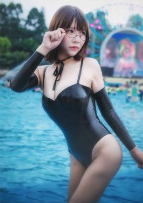日韩乱在线观看_超清超清在线观看